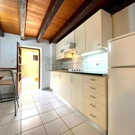 Apartamento De 1 En Finca, Con Terraza Y Vista En La Montana En Valle San Lorenzo *
