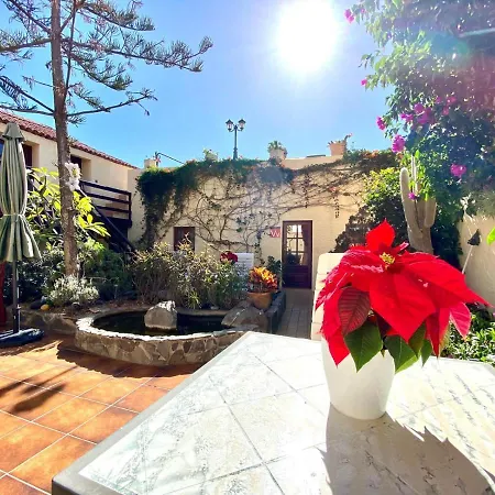 Country house Apartamento De 1 En Finca, Con Terraza Y Vista En La Montana En Valle San Lorenzo *